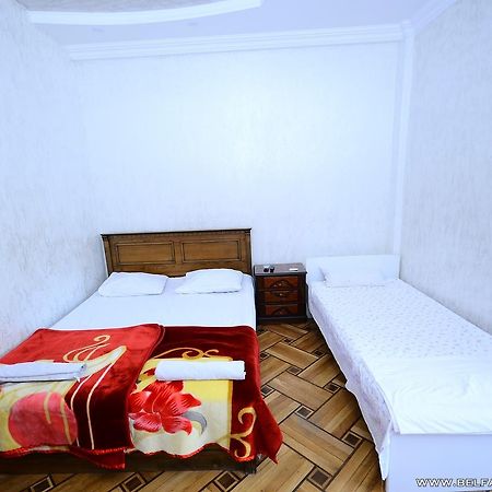 באטומי Hotel Belfast מראה חיצוני תמונה