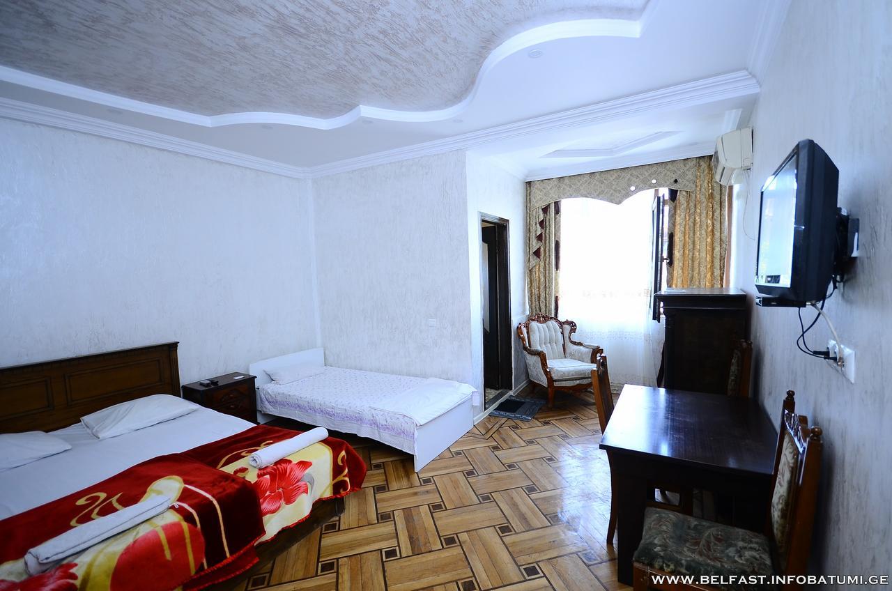 באטומי Hotel Belfast מראה חיצוני תמונה
